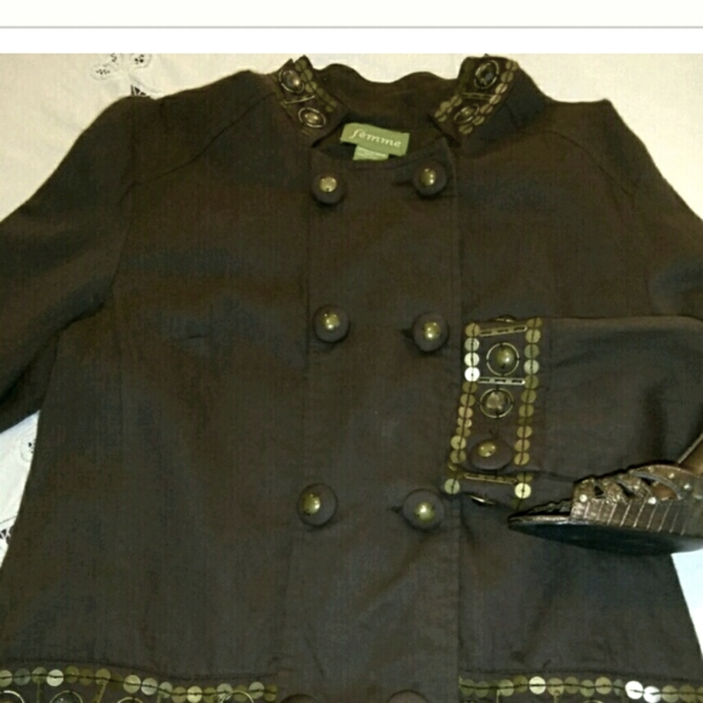 FEMME Embellished Cropped Double-breasted Jacket